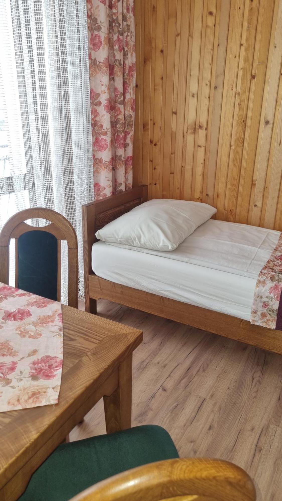 Dom Wypoczynkowy Jedrus Bialka Tatrzanska Ruang foto
